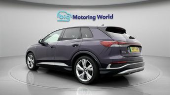 Audi Q4 e-tron S LINE