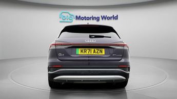 Audi Q4 e-tron S LINE