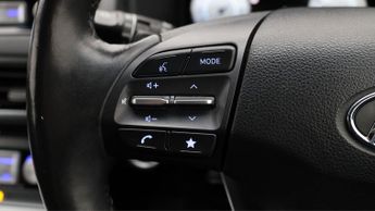 Hyundai KONA PREMIUM