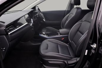 Kia Niro 4 PLUS
