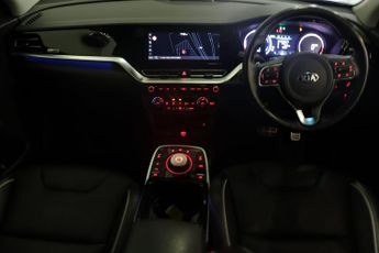 Kia Niro 4 PLUS