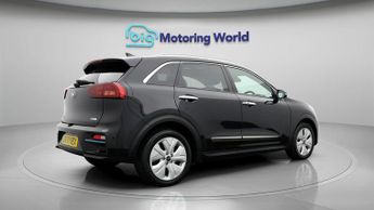 Kia Niro 4 PLUS