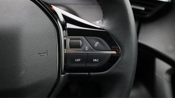 Peugeot E-2008 ACTIVE PREMIUM