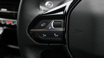 Peugeot E-2008 ACTIVE PREMIUM