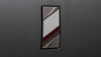 DS AUTOMOBILES DS 7 CROSSBACK E-TENSE PERFORMANCE LINE