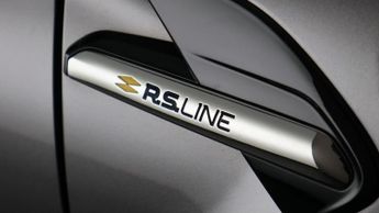 Renault Captur RS LINE E-TECH