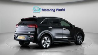 Kia Niro 4 PLUS
