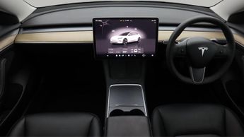Tesla Model 3 MODEL 3