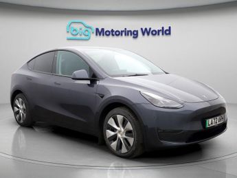 Tesla Model Y LONG RANGE AWD