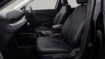 Ford Mustang Mach-E BASE