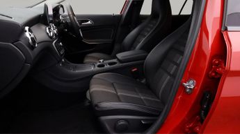 Mercedes-Benz GLA GLA 180 URBAN EDITION