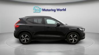 Volvo XC40 T3 R-DESIGN