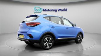 MG MG ZS TROPHY CONNECT