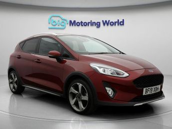 Ford Fiesta ACTIVE 1