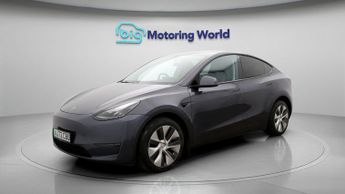 Tesla Model Y LONG RANGE AWD