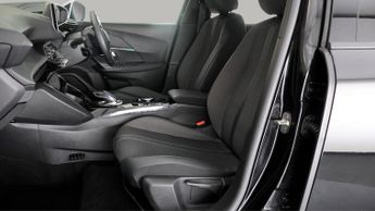 Peugeot E-2008 ALLURE PREMIUM