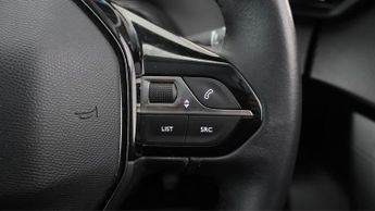 Peugeot E-2008 ALLURE PREMIUM