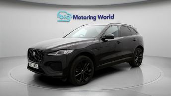 Jaguar F-PACE R-DYNAMIC SE BLACK