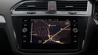 Volkswagen Tiguan LIFE TSI DSG