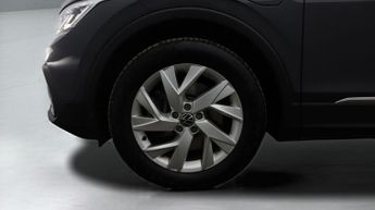 Volkswagen Tiguan LIFE TSI DSG