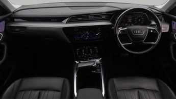 Audi e-tron QUATTRO BASE