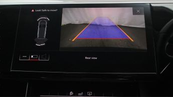 Audi e-tron QUATTRO BASE