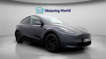Tesla Model Y LONG RANGE AWD