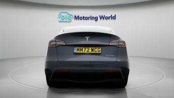 Tesla Model Y LONG RANGE AWD