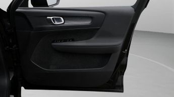 Volvo XC40 RECHARGE TWIN AWD