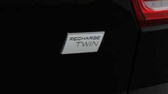 Volvo XC40 RECHARGE TWIN AWD