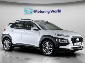Hyundai KONA SE