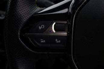 Peugeot E-208 GT PREMIUM