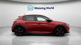 Peugeot E-208 GT PREMIUM