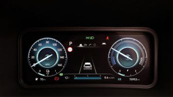 Hyundai KONA PREMIUM