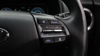 Hyundai KONA PREMIUM