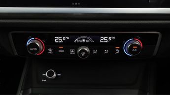 Audi Q3 SPORTBACK TFSI S LINE BLACK EDITION