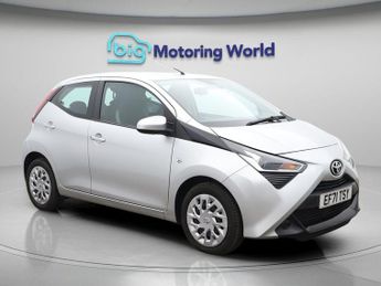 Toyota AYGO VVT-I X-PLAY TSS