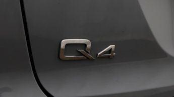 Audi Q4 e-tron S LINE