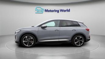 Audi Q4 e-tron S LINE