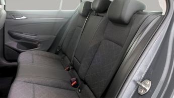 Volkswagen Golf LIFE ETSI DSG