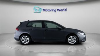 Volkswagen Golf LIFE ETSI DSG
