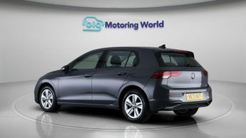 Volkswagen Golf LIFE ETSI DSG