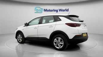 Vauxhall Grandland SE