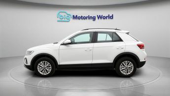 Volkswagen T-Roc LIFE TSI DSG