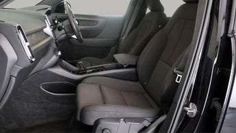 Volvo XC40 RECHARGE CORE