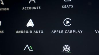 Land Rover Range Rover Velar DYNAMIC SE