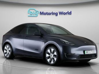 Tesla Model Y LONG RANGE AWD