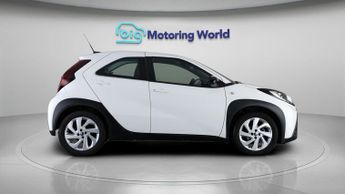 Toyota Aygo X VVT-I PURE