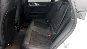 BMW i4 EDRIVE40 M SPORT