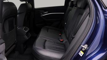 Audi e-tron QUATTRO BLACK EDITION